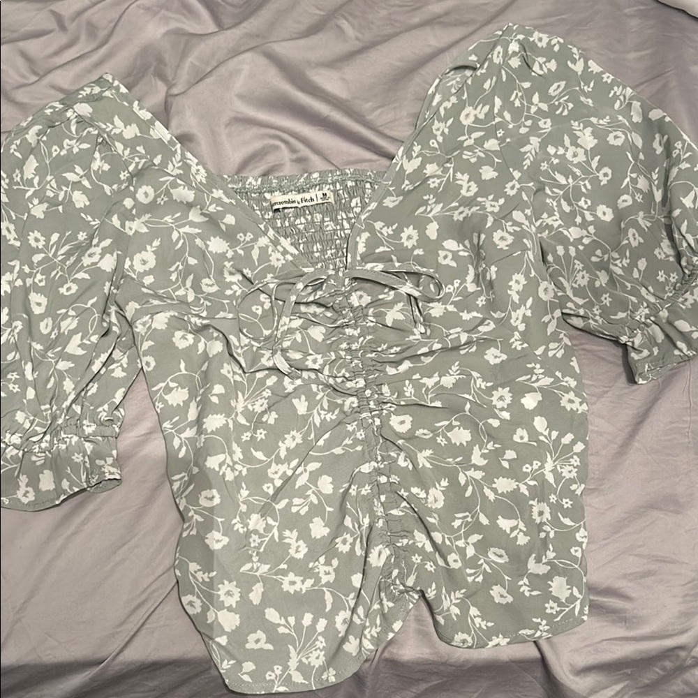 Abercrombie & Fitch Green Puff Sleeve Blouse with Tie Front